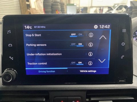 Peugeot Partner BLUEHDI PROFESSIONAL PREMIUM PLUS L1 20
