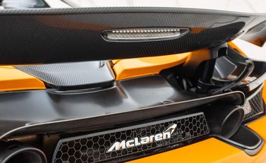 McLaren 720S Spider Peformance 42