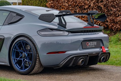 Porsche 718 GT4 RS 33