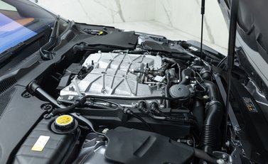 Jaguar F-Type SVR Convertible 54