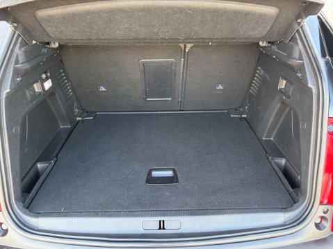 Peugeot 3008 1.5 BLUEHDI GT LINE PREMIUM 7