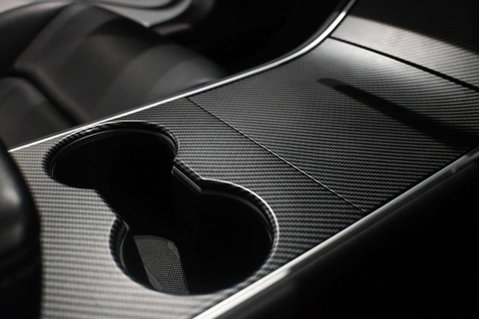 Tesla Model 3 PERFORMANCE AWD 35