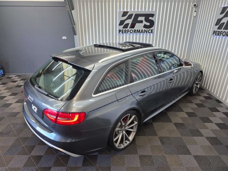 Audi RS4 4.2 FSI V8 Estate 5dr Petrol S Tronic quattro Euro 5 (450 ps) 17