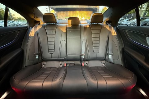 Mercedes-Benz CLS 400 D 4MATIC AMG LINE NIGHT EDITION PREMIUM PLUS 19