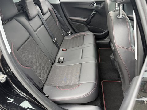 Peugeot 2008 1.2 PureTech 130 GT Line 5dr 35