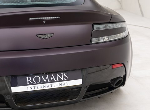 Aston Martin V12 Vantage S AMR 22
