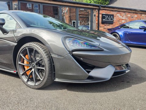 McLaren 570S 3.8 570s Coupe Semi-Auto 2dr 24