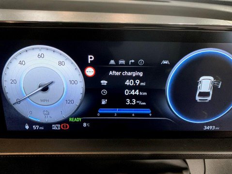Hyundai Inster Long Range 49kWh 01 SUV 5dr Electric Auto (115 ps) Cruise Control - DAB Ra 13