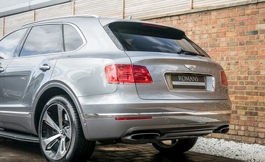 Bentley Bentayga W12 First Edition 27