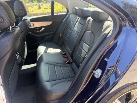 Mercedes-Benz C Class 2.0 C 220 Sport Premium+ D Auto 4dr 17