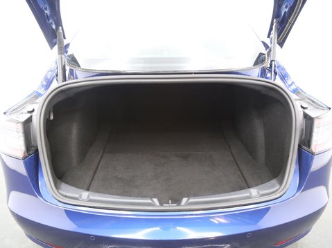 Tesla Model 3 Standard Range Plus Auto RWD 4dr 23