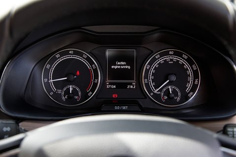 Skoda Kamiq SE TSI 14