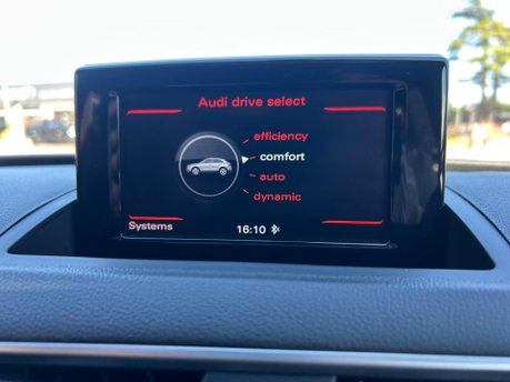 Audi Q3 TFSI S LINE NAVIGATION 31