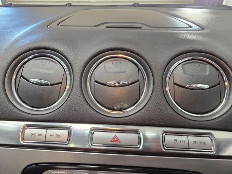 Ford S-Max 2.0 TDCi Titanium 5dr 35