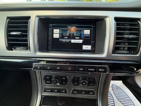 Jaguar XF 3.0d S V6 Portfolio Auto Euro 5 (s/s) 4dr 36