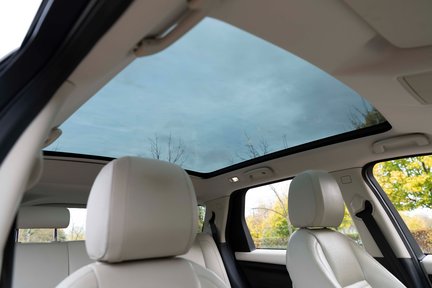 Land Rover Discovery Sport TD4 HSE LUXURY 36