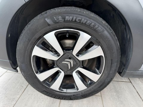Citroen C3 1.2 PureTech PLUS Euro 6 (s/s) 5dr 15