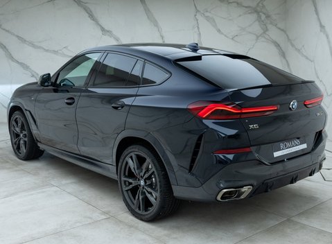 BMW X6 M50i 9