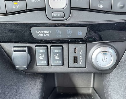Nissan LEAF Leaf N-Connecta Electric 110Kw 39kWh (AUTOMATIC) 5dr 64