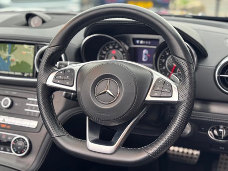Mercedes-Benz SL Series 3.0 SL400 V6 AMG Line (Premium) Convertible Petrol G-Tronic+ Euro 6 (367ps) 23