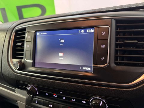 Vauxhall Vivaro 1.5 Vivaro F2700 Sportive S/S 27