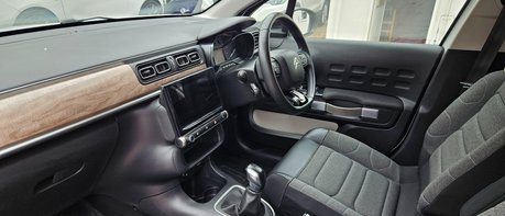 Citroen C3 PURETECH SHINE PLUS S/S..1 OWNER 3 SERVICES.APPLE CARPLAY..NAVIGATION 1