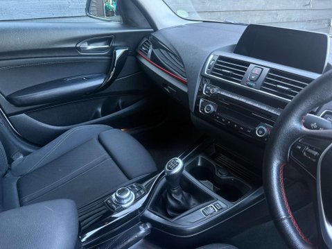 BMW 1 Series 2.0 118d Sport 5dr 19