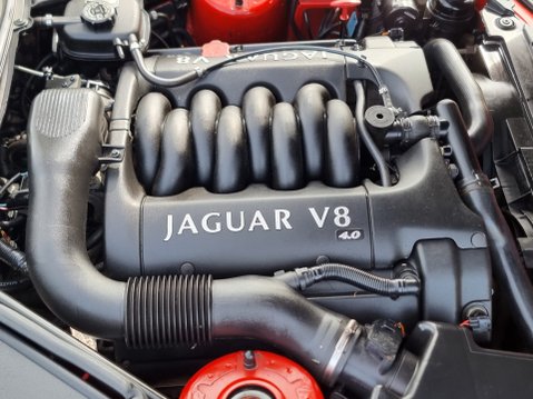 Jaguar XK8 CONVERTIBLE 28