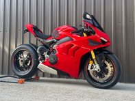 Ducati Panigale V4S Gen 2 22