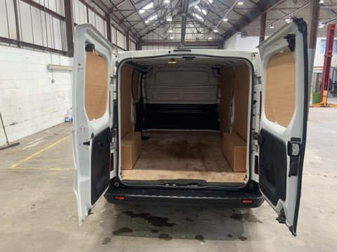 Nissan Primastar DCI TEKNA L2H1 7