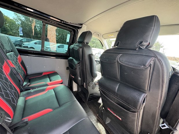 Volkswagen Transporter Crew Cab AUTO SWB L1H1 T32 Sportline Air Con Alloys Sensors EURO 6 NO VAT 18