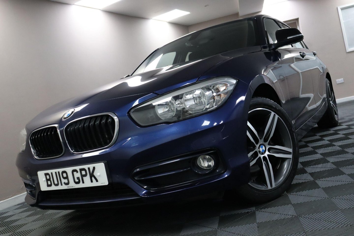 2019 BMW 1 Series — image 26