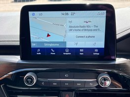 Ford Kuga 2.5 Kuga Vignale PHEV CVT 5dr 37