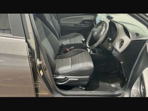 Toyota Yaris 1.3 Yaris Icon VVT-i 5dr 10