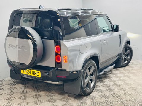 Land Rover Defender 3.0 D250 MHEV X-Dynamic HSE Auto 4WD Euro 6 (s/s) 3dr 7