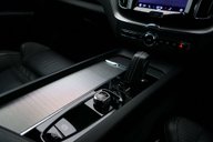 Volvo XC60 2.0 XC60 R-Design B4 MHEV AWD Auto 4WD 5dr 30