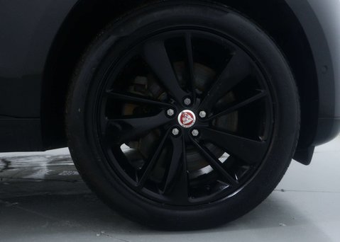 Jaguar F-Pace 2.0 F-Pace R-Dynamic S PHEV AWD Auto 4WD 5dr 14