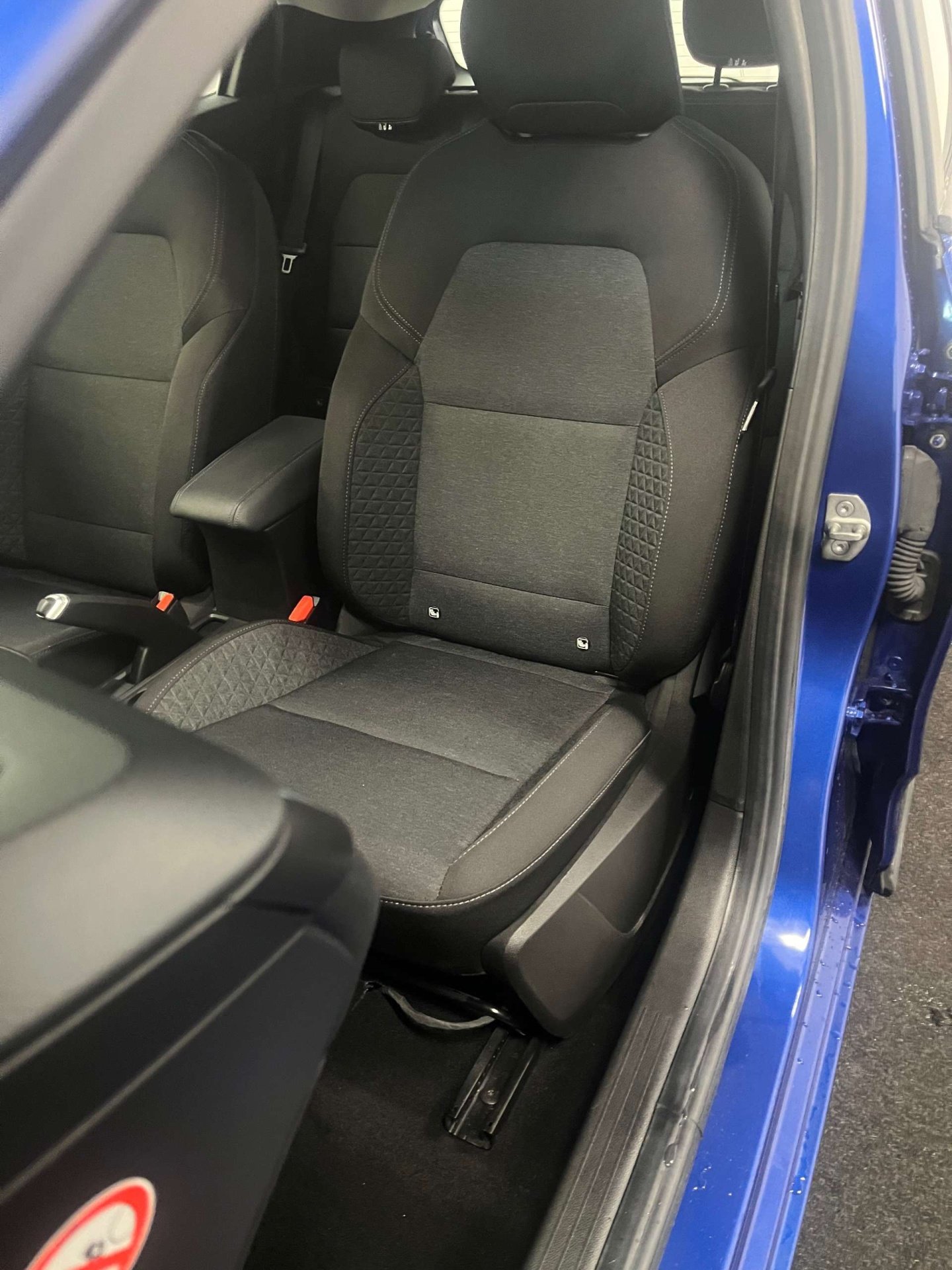 2023 Renault Clio — image 40