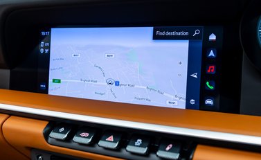 Porsche 911 Targa 4S (992) 27