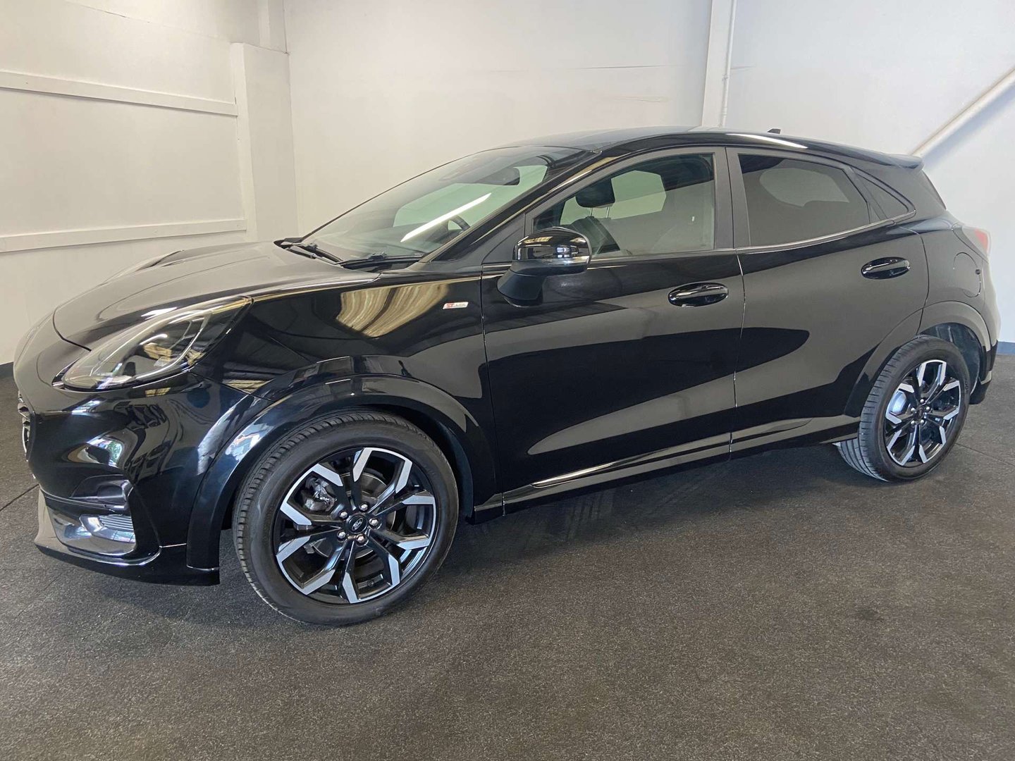 2020 Ford Puma — image 2