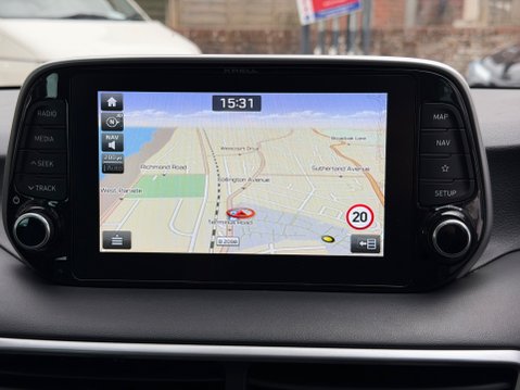 Hyundai TUCSON CRDI PREMIUM SE MHEV 24