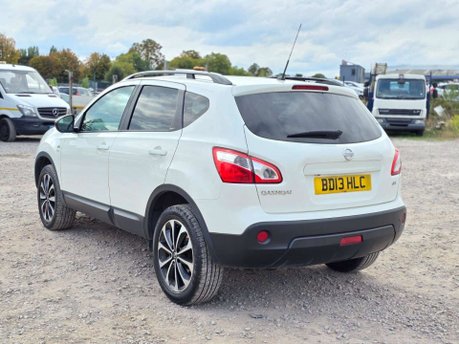 Nissan Qashqai 1.5 dCi 360 SUV 5dr Diesel Manual 2WD Euro 5 (110 ps) 4