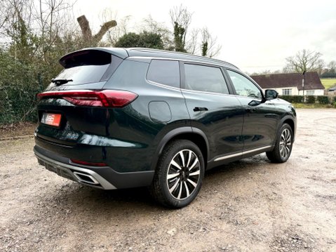 Chery Tiggo 8 1.5T 18.4kWh Summit DHT1 Euro 6 (s/s) 5dr 31