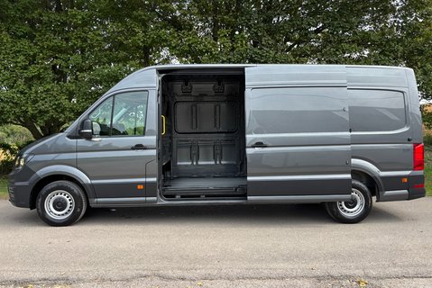 Volkswagen Crafter CR35 L3 H2 140 ps Tdi DSG Trendline Panel Van 8