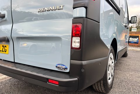 Renault Trafic SL28 Business Plus 130 ps dCi - Twin Side Loading Doors 27