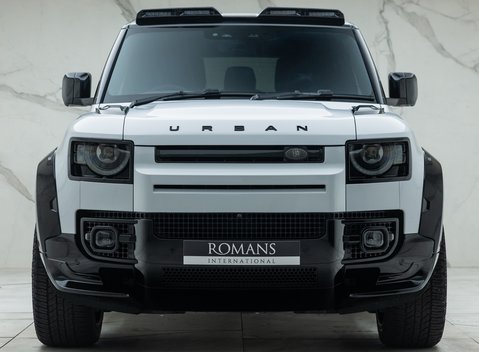 Land Rover Defender 90 V8 P525 URBAN 7