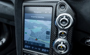 McLaren 765LT Spider 27