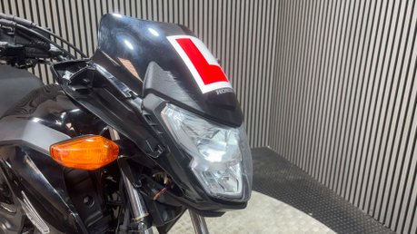 Honda CB 2023 4K DAMAGED SPARES OR REPAIR RUNNING PROJECT BIKE 125CC 19