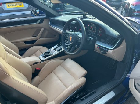 Porsche 911 3.0 992 Carrera Coupe 2dr Petrol PDK Euro 6 (s/s) (385 ps) 20