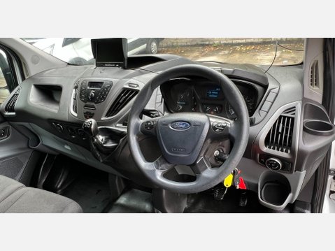 Ford Transit Custom 2.2 TDCi 270 Panel Van 5dr Diesel Manual L1 H2 (186 g/km, 98 bhp) 36